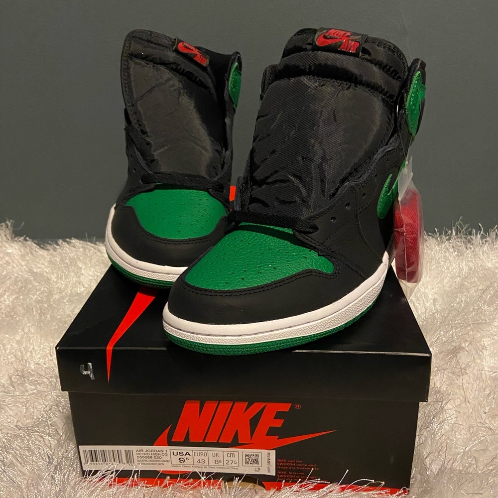 Pine Green Jordan 1